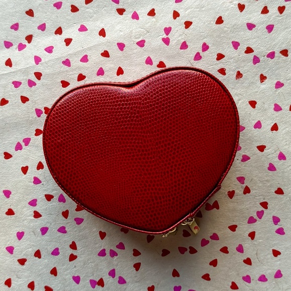 Brand New in Box Red Heart Jewelry Case - Picture 2 of 16